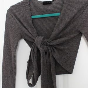 Tie Long-Sleeve Duo